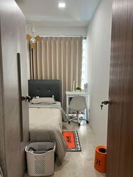 Lakeholmz (D22), Condominium #587703961